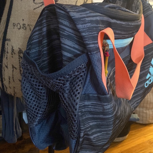 Adidas Gym Bag - Picture 4 of 7